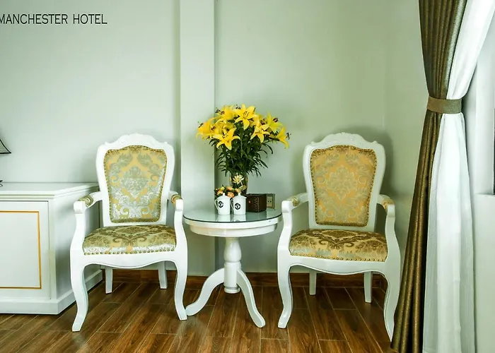 Manchester Hotel Ha Long